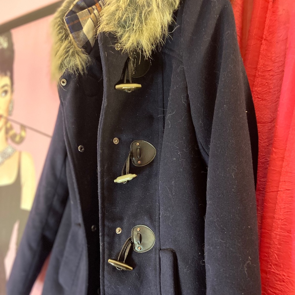 Forever 21 Fur Hood Trench Coat Winter Navy Blue Toggle Clasp Women’s Small - Picture 5 of 6